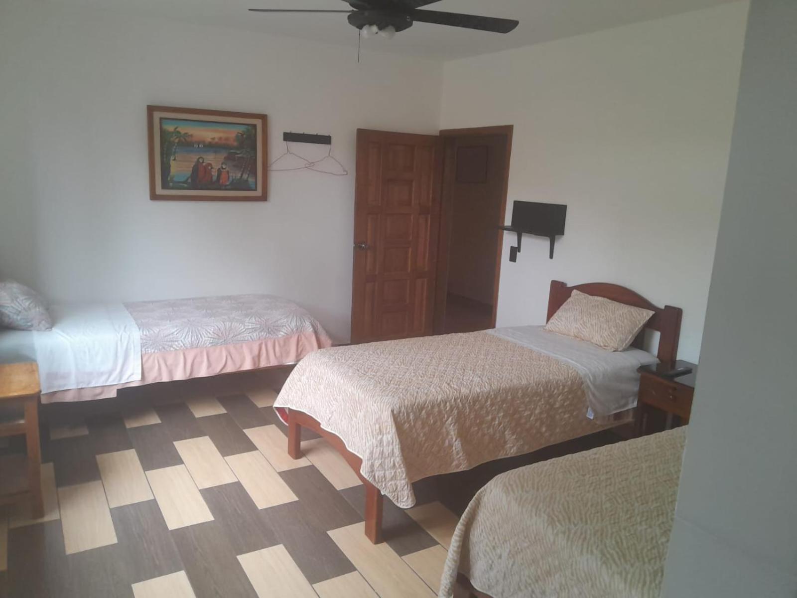 تينا Hostal Limoncocha المظهر الخارجي الصورة